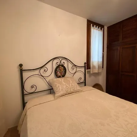 Corallo Per 10 Persone Con Possibilita Di Piscina Se Disponibile Villa